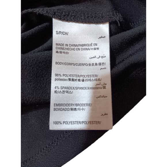 Artsy INC Off Shoulder Top Blouse S Floral Embroidered Flare Whimsigoth Coquette - Picture 6 of 10